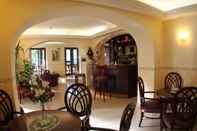 บาร์ คาเฟ่ และเลานจ์ Hotel Stella Rapallo