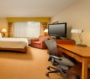 Bedroom 3 Hilton Garden Inn Columbus