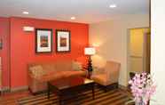 Lobby 4 Extended Stay America Suites Anchorage Midtown