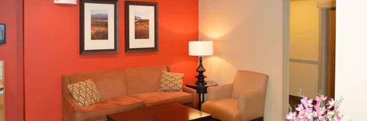 Lobby Extended Stay America Suites Anchorage Midtown