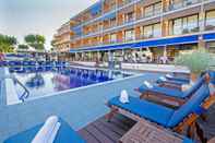 Swimming Pool Hotel Port Salins