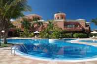 Swimming Pool Hotel Las Madrigueras Golf Resort & Spa