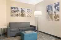 Khu vực công cộng SpringHill Suites by Marriott Newark Liberty International