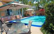 Swimming Pool 5 Karana Palms Resort