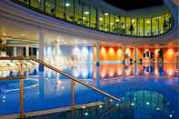 Swimming Pool centrovital Hotel Berlin