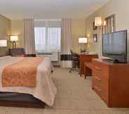 Bedroom 7 Comfort Inn Evansville - Casper