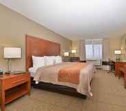 Bedroom 6 Comfort Inn Evansville - Casper