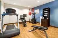 Fitness Center Comfort Suites at Par 4 Resort