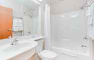 In-room Bathroom 6 Microtel Inn & Suites by Wyndham Olean/Allegany