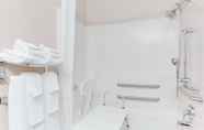 In-room Bathroom 7 Microtel Inn & Suites by Wyndham Olean/Allegany