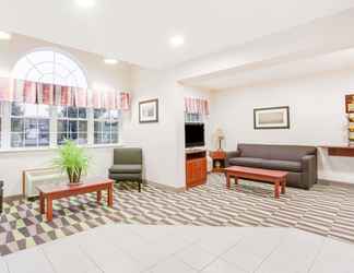 Sảnh chờ 2 Microtel Inn & Suites by Wyndham Olean/Allegany