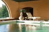 Swimming Pool Mas Salvi Country Boutique Hotel