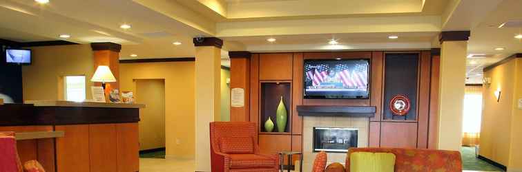 Lobby Fairfield Inn and Suites by Marriott Marion