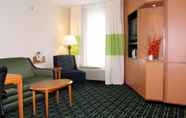 Common Space 7 Fairfield Inn and Suites by Marriott Marion