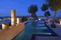 Kolam Renang Hotel La Torre del Canonigo - Small Luxury Hotels