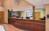 Lobby 3 Super 8 by Wyndham Troy IL/St. Louis Area