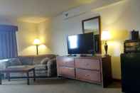 Common Space Madelia Hotel & Suites