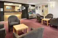 Lobby Days Inn by Wyndham Gretna Green M74