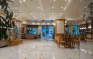 Sảnh chờ 4 Athens Atrium Hotel and Suites