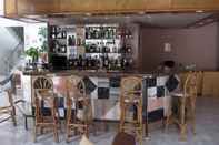 Bar, Cafe and Lounge Petra Hotel
