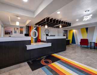 Sảnh chờ 2 Motel 6 Buttonwillow, CA Central