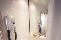 Phòng tắm bên trong Timhotel Paris Gare de Lyon