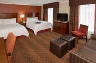 Phòng ngủ Hampton Inn & Suites Cleveland-Beachwood