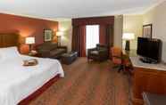 Phòng ngủ 3 Hampton Inn & Suites Cleveland-Beachwood