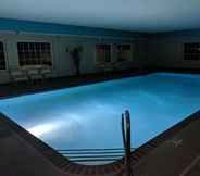 Swimming Pool 3 La Quinta Inn & Suites by Wyndham North Platte