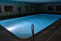 Hồ bơi La Quinta Inn & Suites by Wyndham North Platte