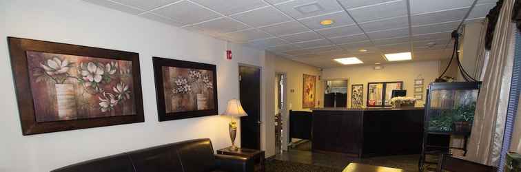 Lobi FairBridge Inn & Suites Lewiston