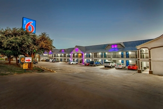 Bangunan 4 Motel 6 Fort Worth, TX - White Settlement