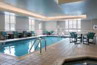 Swimming Pool Residence Inn by Marriott Poughkeepsie