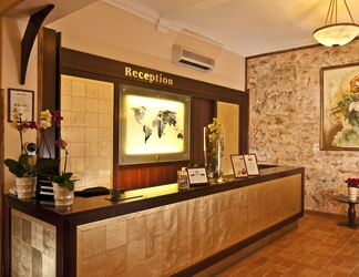 Sảnh chờ 2 Hotel Praga 1