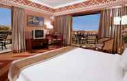 Bedroom 7 Mövenpick Resort Aswan