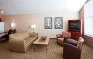 Ruang Umum 3 GrandStay Residential Suites - Eau Claire