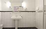 Toilet Kamar 4 Novum Hotel Kronprinz Hamburg Hauptbahnhof