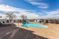 สระว่ายน้ำ Quality Inn & Suites El Paso I-10
