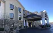 Exterior 2 Quality Inn & Suites Malvern