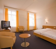 Bedroom 6 Hotel Rochat Basel