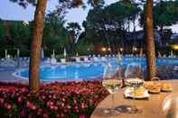 Swimming Pool Hotel Terme Bristol Buja