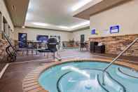 Entertainment Facility SureStay Plus Hotel by Best Western Coffeyville