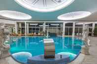 Swimming Pool Hotel Terme Helvetia