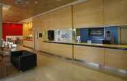 Lobby 3 Travelodge Madrid Torrelaguna