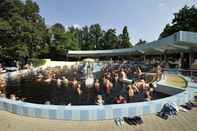 Swimming Pool Hunguest Hotel Erkel – Dürer