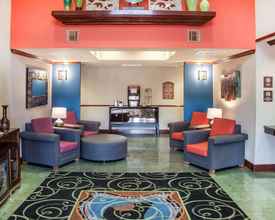 Lobby 4 Comfort Inn & Suites