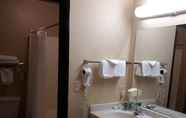 In-room Bathroom 4 GuestHouse Bellingham