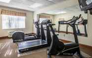 Fitness Center 6 Econo Lodge Inn and Suites
