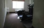 Fitness Center 5 Econo Lodge Inn and Suites