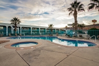 Swimming Pool St. George Inn & Suites